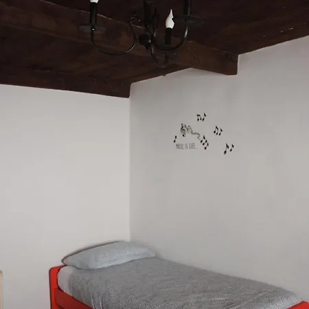 Casa L'acerone Apartment
